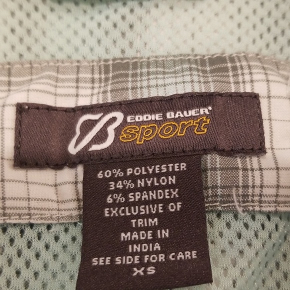 💚 Eddie Bauer Green Flannel Sport Button Up Top - Picture 4 of 4